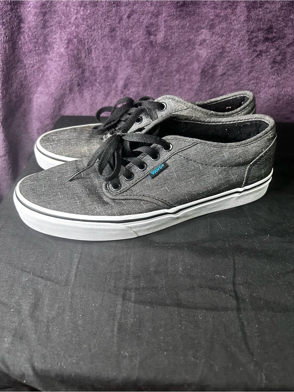 Vans Men’s Charcoal Gray Low-Top Canvas Sneakers
